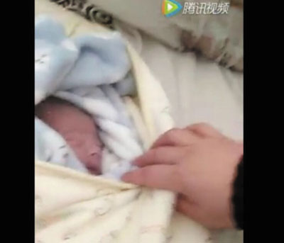 痛心，大連一女嬰剛出生兩個小時就被棄垃圾桶